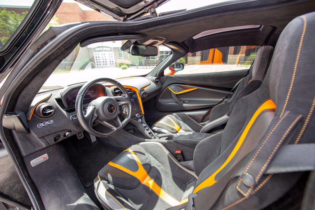 Used 2018 McLaren 720S Performance RWD image 69