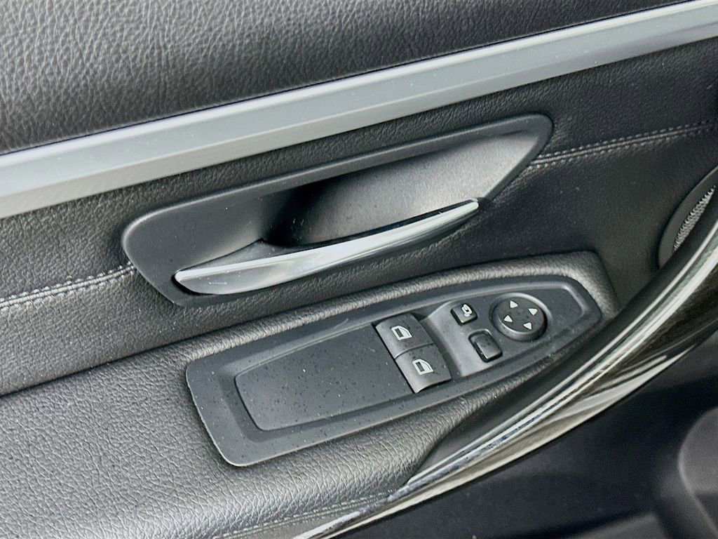 Used 2017 BMW 430i Coupe image 18