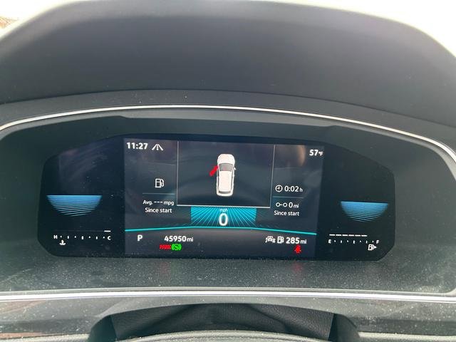 Used 2022 Volkswagen Tiguan SE R-Line image 20