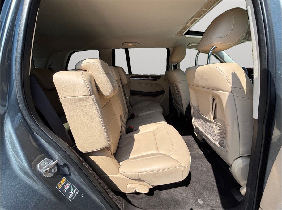 Used 2018 Mercedes-Benz GLS 450 4MATIC image 44