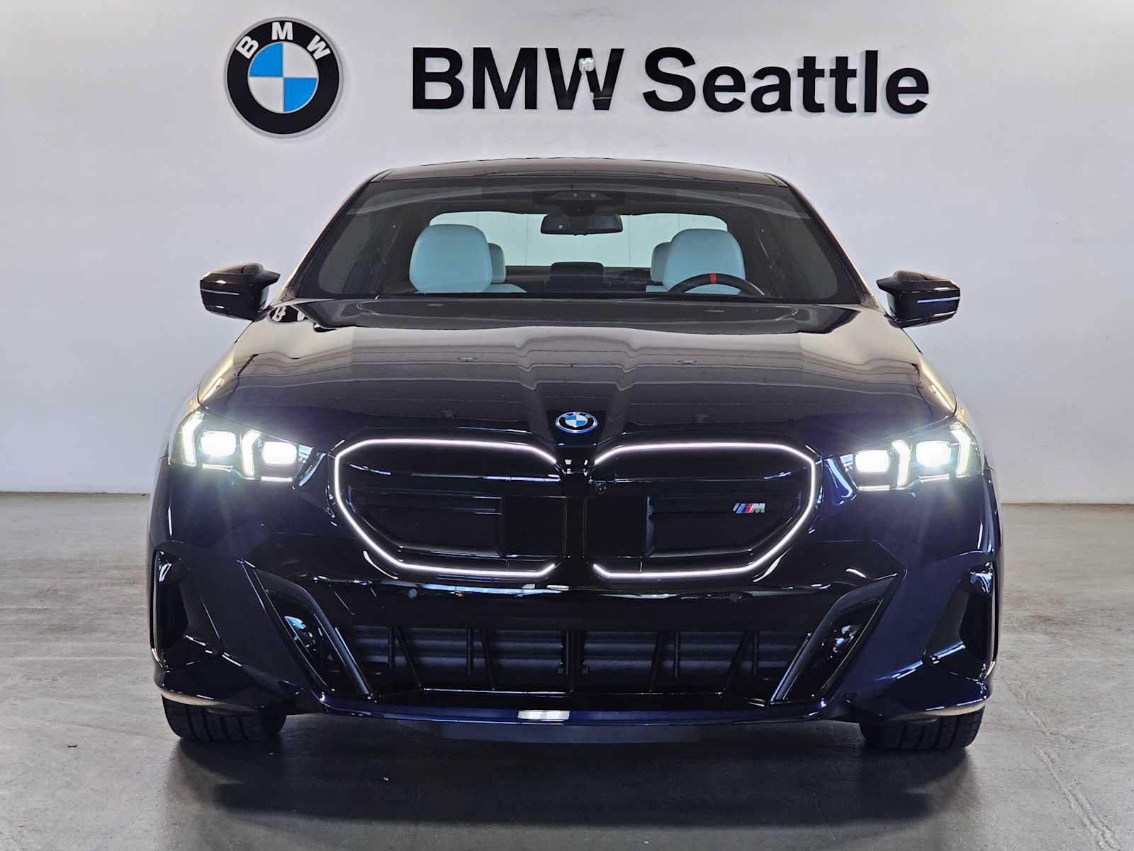 New 2026 BMW i5 M60 w/ Executive Package AWD/4WD image 6