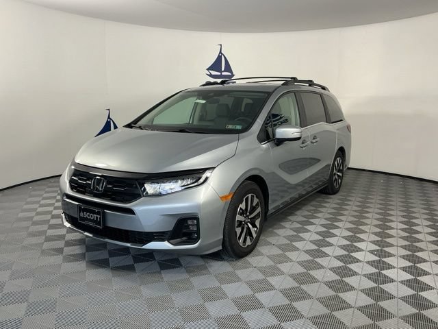Certified 2026 Honda Odyssey EX-L image 3