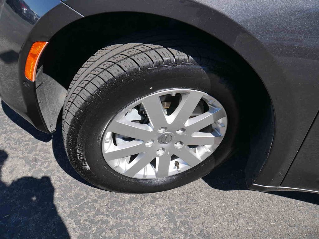 Used 2019 Chrysler Pacifica Touring-L w/ Advanced Safetytec Group image 11