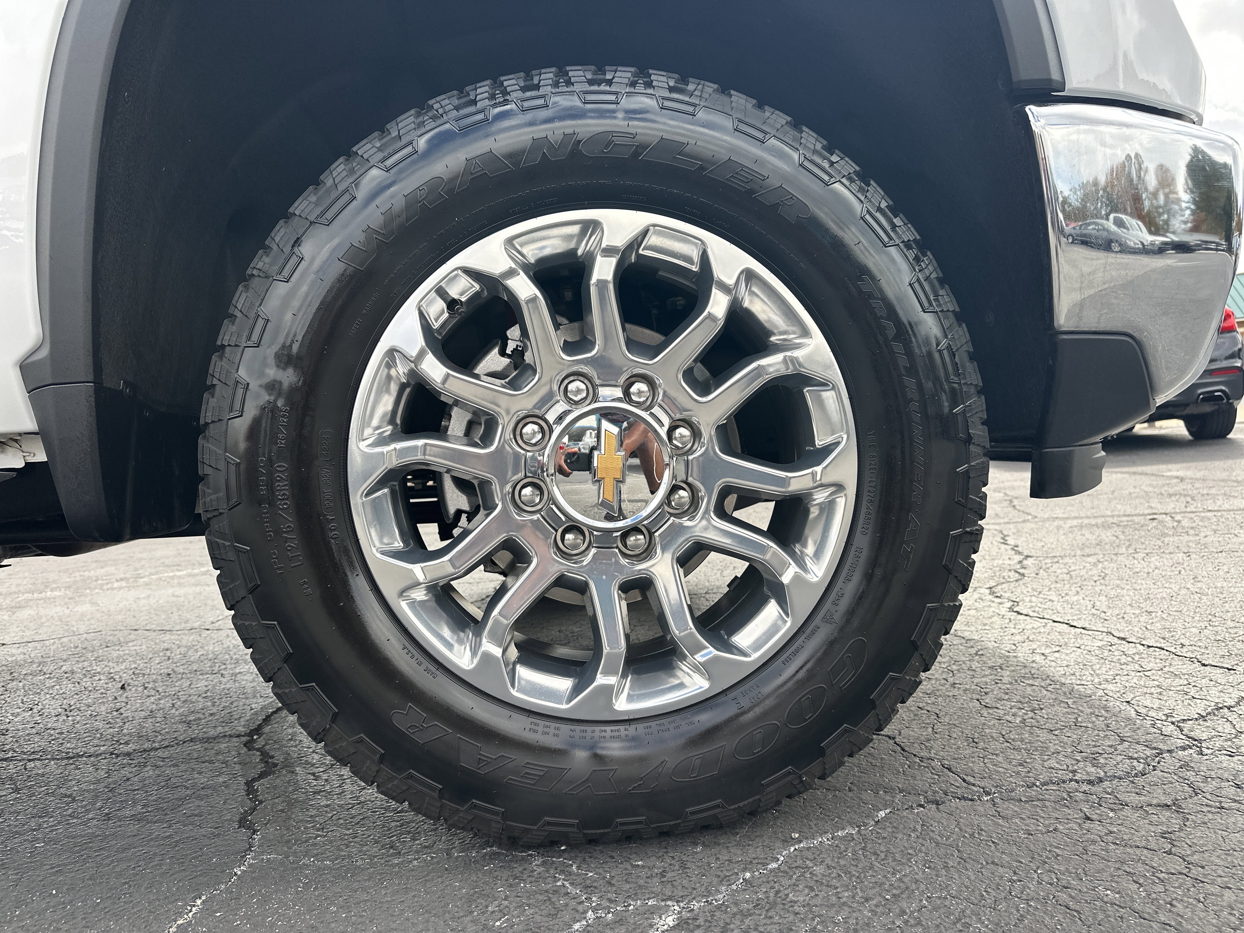 Certified 2025 Chevrolet Silverado 2500 LTZ w/ LTZ Plus Package image 13