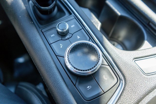 Used 2024 Cadillac XT6 Sport image 37