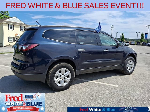 Used 2017 Chevrolet Traverse LS FWD image 11