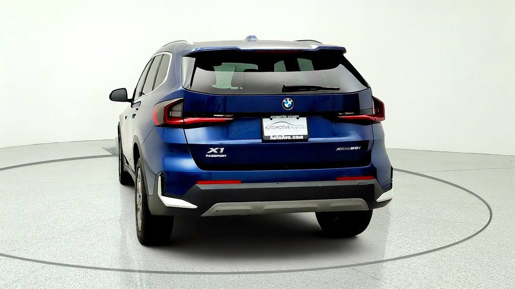 Used 2023 BMW X1 xDrive28i w/ Convenience Package AWD/4WD image 6