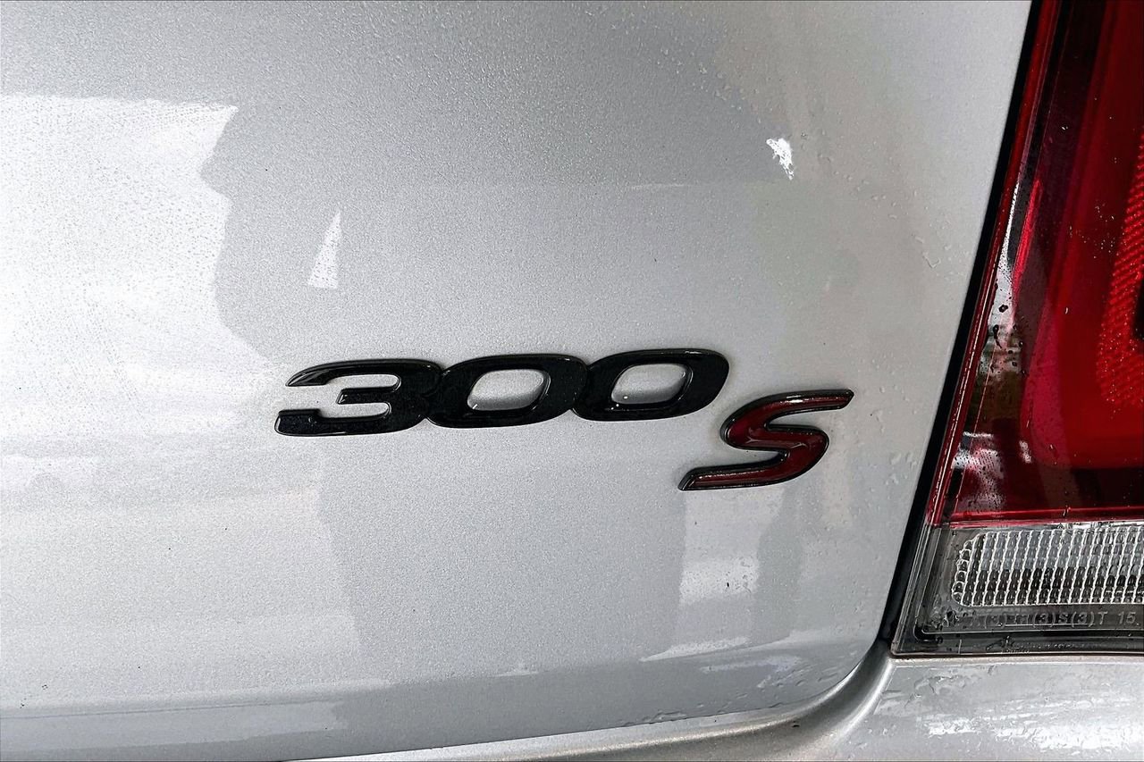 Used 2023 Chrysler 300 S RWD image 30