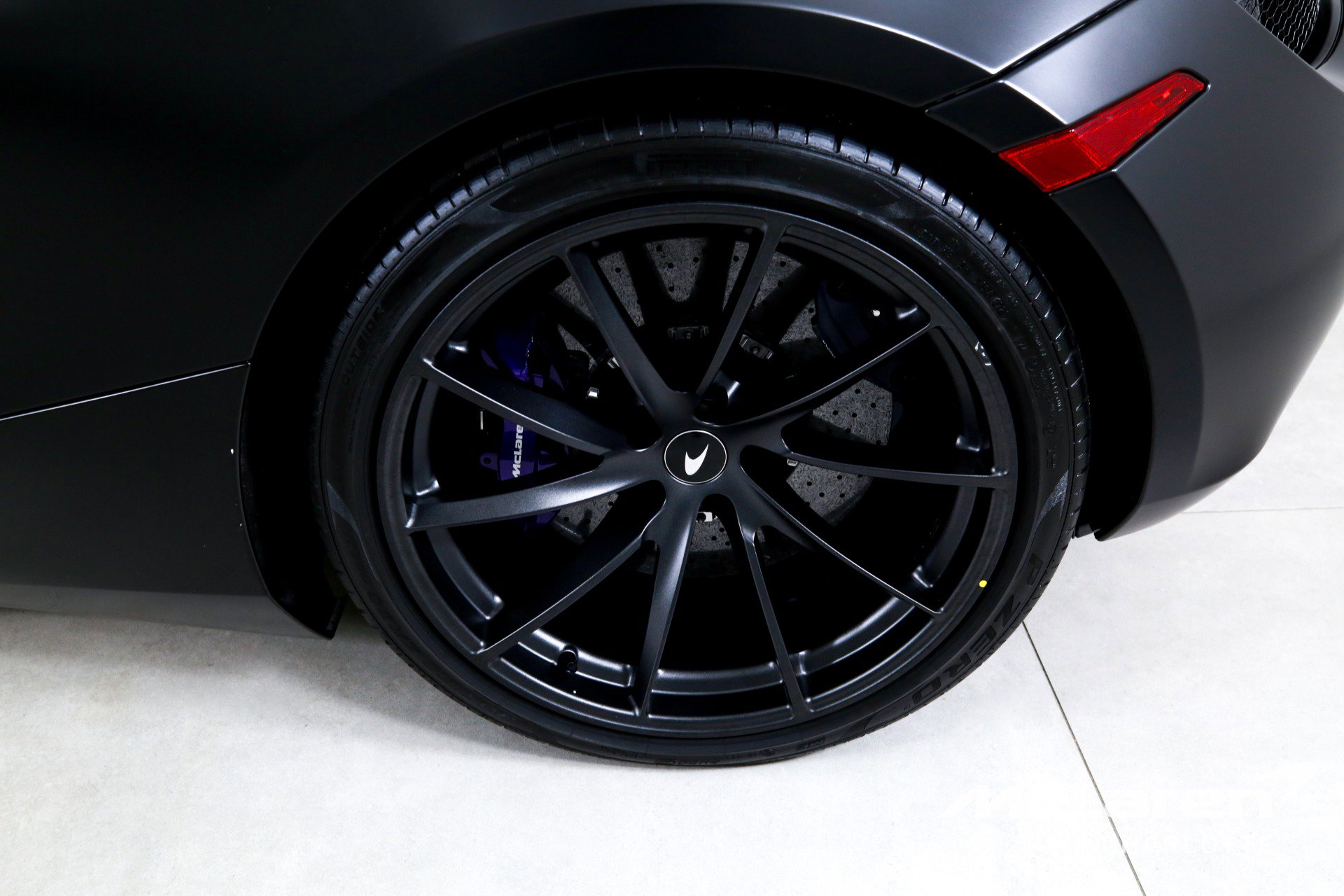 Used 2022 McLaren 720S Spider RWD image 27