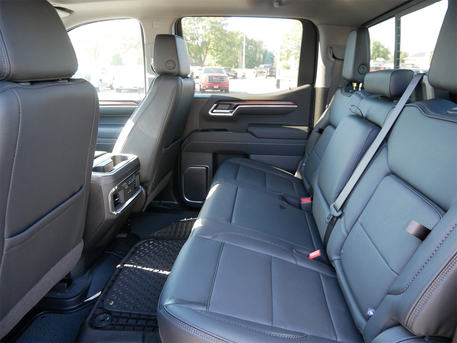 New 2026 GMC Sierra 1500 Denali w/ Denali Reserve Package image 6