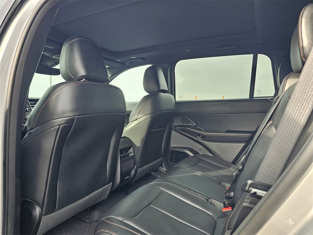 New 2026 Jeep Cherokee Laredo image 12