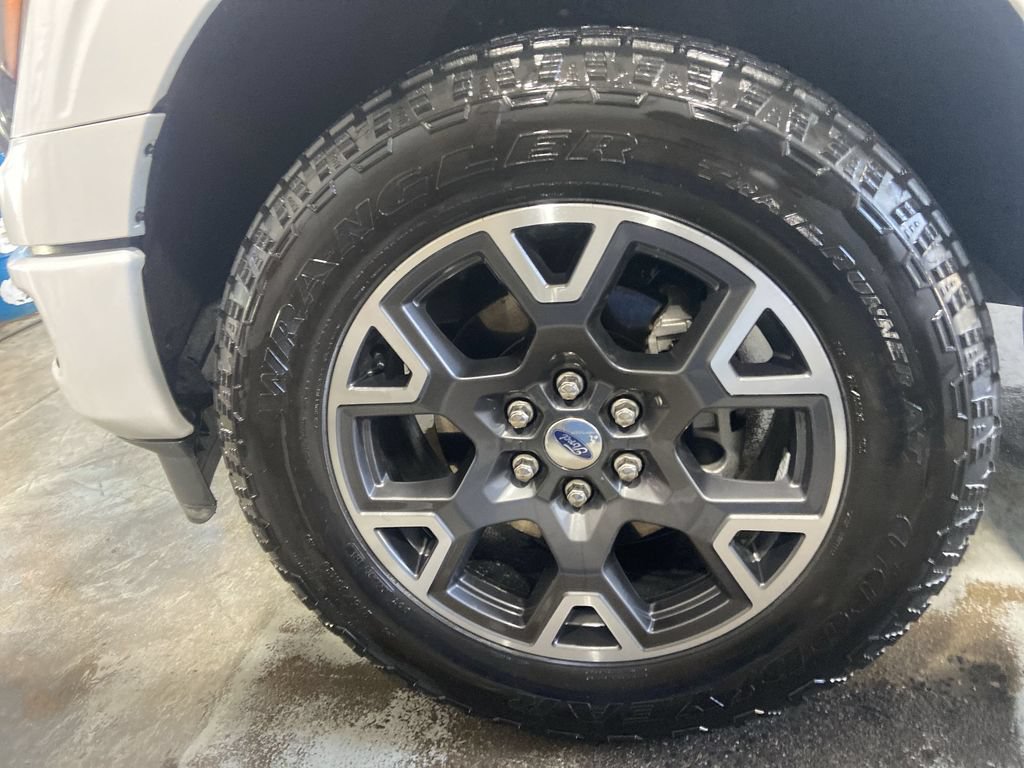 Used 2024 Ford F150 STX AWD/4WD image 32