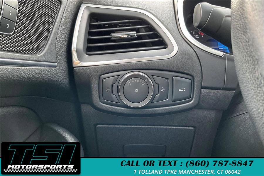 Used 2017 Ford Edge Titanium w/ Equipment Group 301A image 32