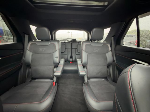 Used 2026 Ford Explorer ST w/ Sun And Sound Package AWD/4WD image 31