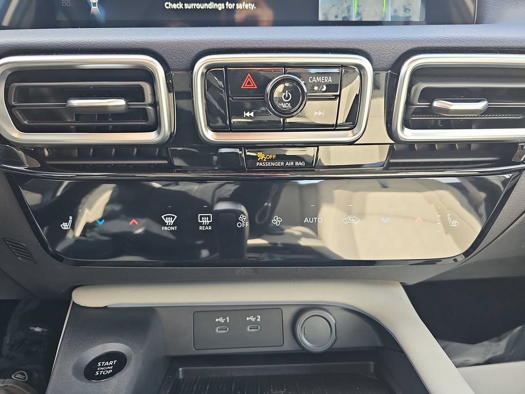 New 2026 Nissan Sentra SL w/ Floor Mat Package FWD image 28