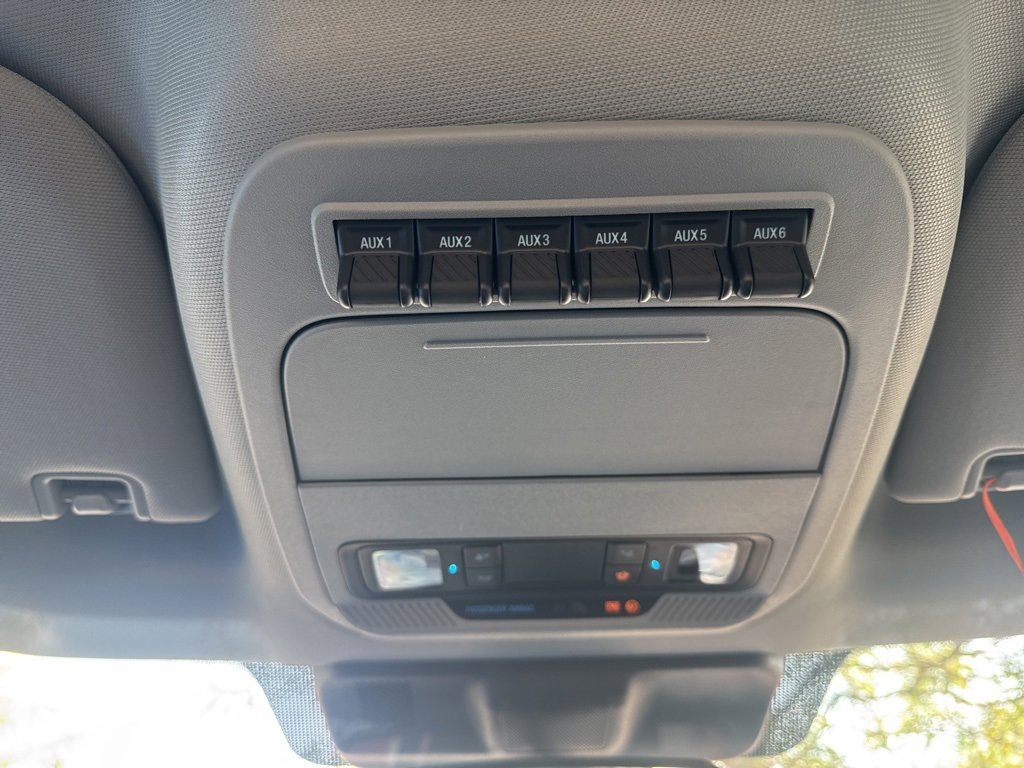 New 2025 Ford F250 XLT w/ Snow Plow Prep Package image 38