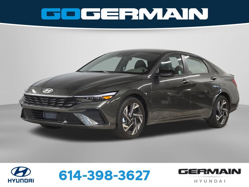 Certified 2025 Hyundai Elantra Sport FWD image 1
