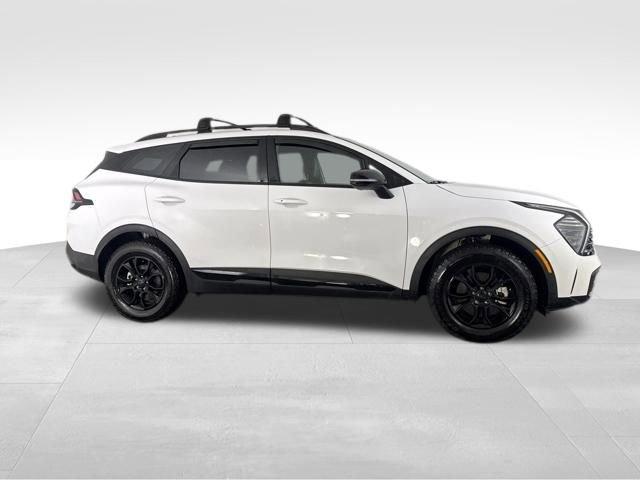 Certified 2025 Kia Sportage X-Pro image 7