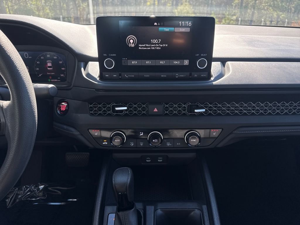 Certified 2023 Honda Accord EX image 14