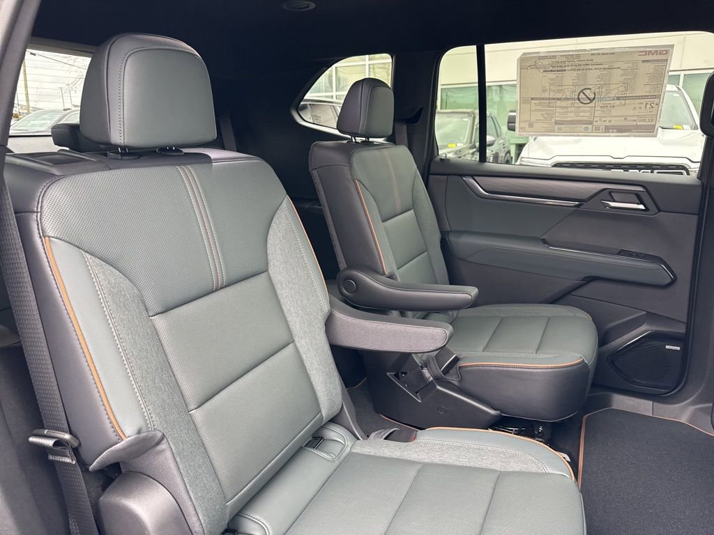 New 2026 GMC Acadia AT4 w/ Luxury Package image 28