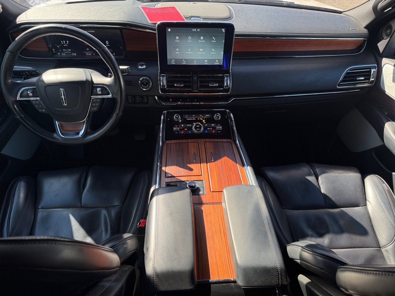 Used 2019 Lincoln Navigator Reserve image 17