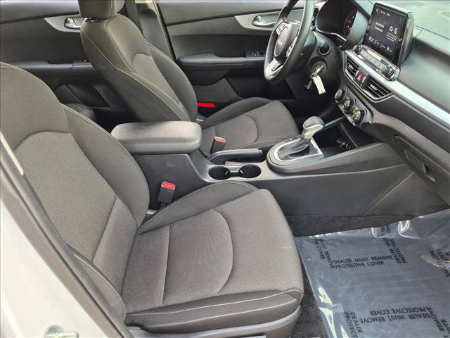 Used 2023 Kia Forte LXS w/ LXS Technology Package FWD image 18