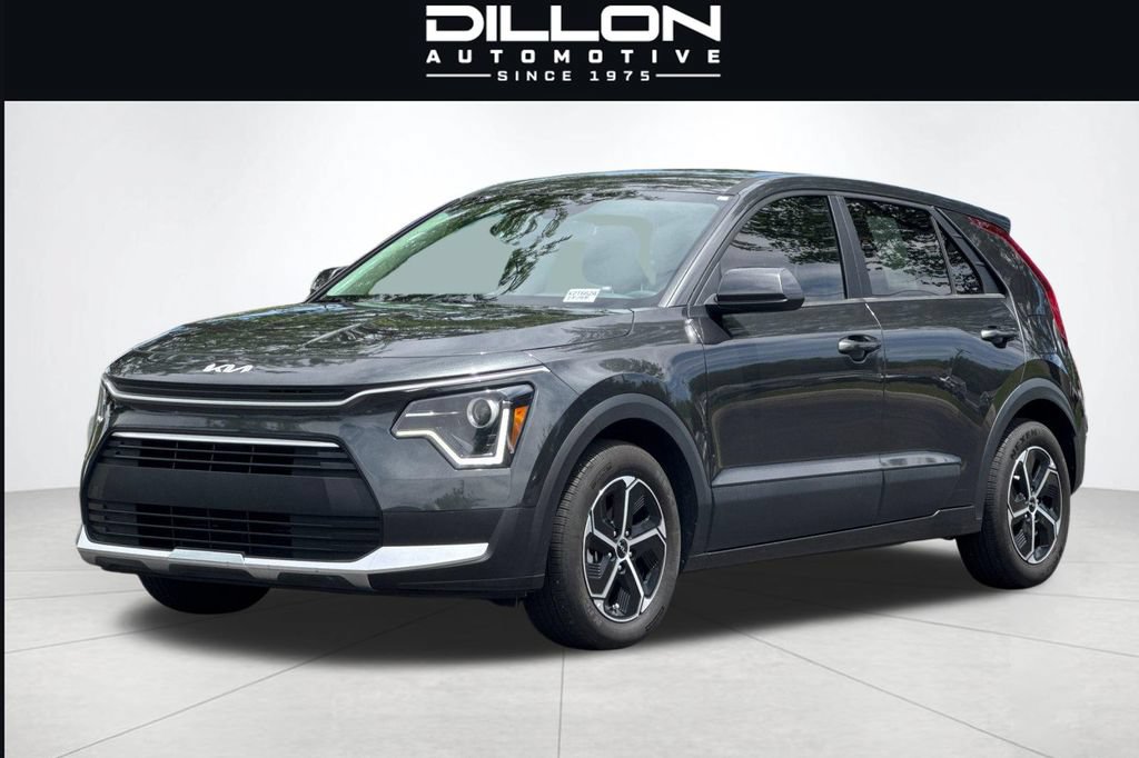 Used 2024 Kia Niro LX FWD image 8