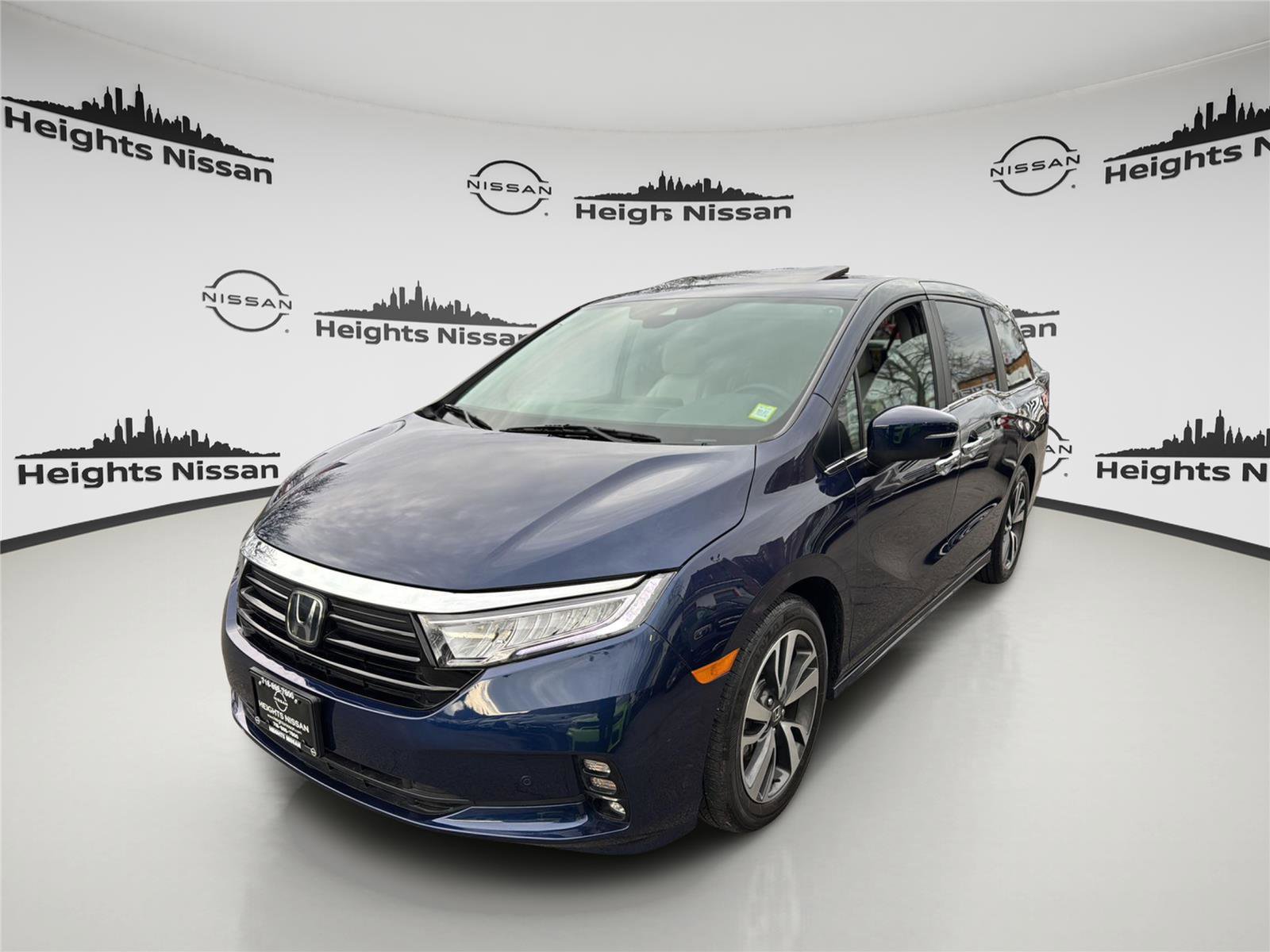 Used 2023 Honda Odyssey Touring image 11