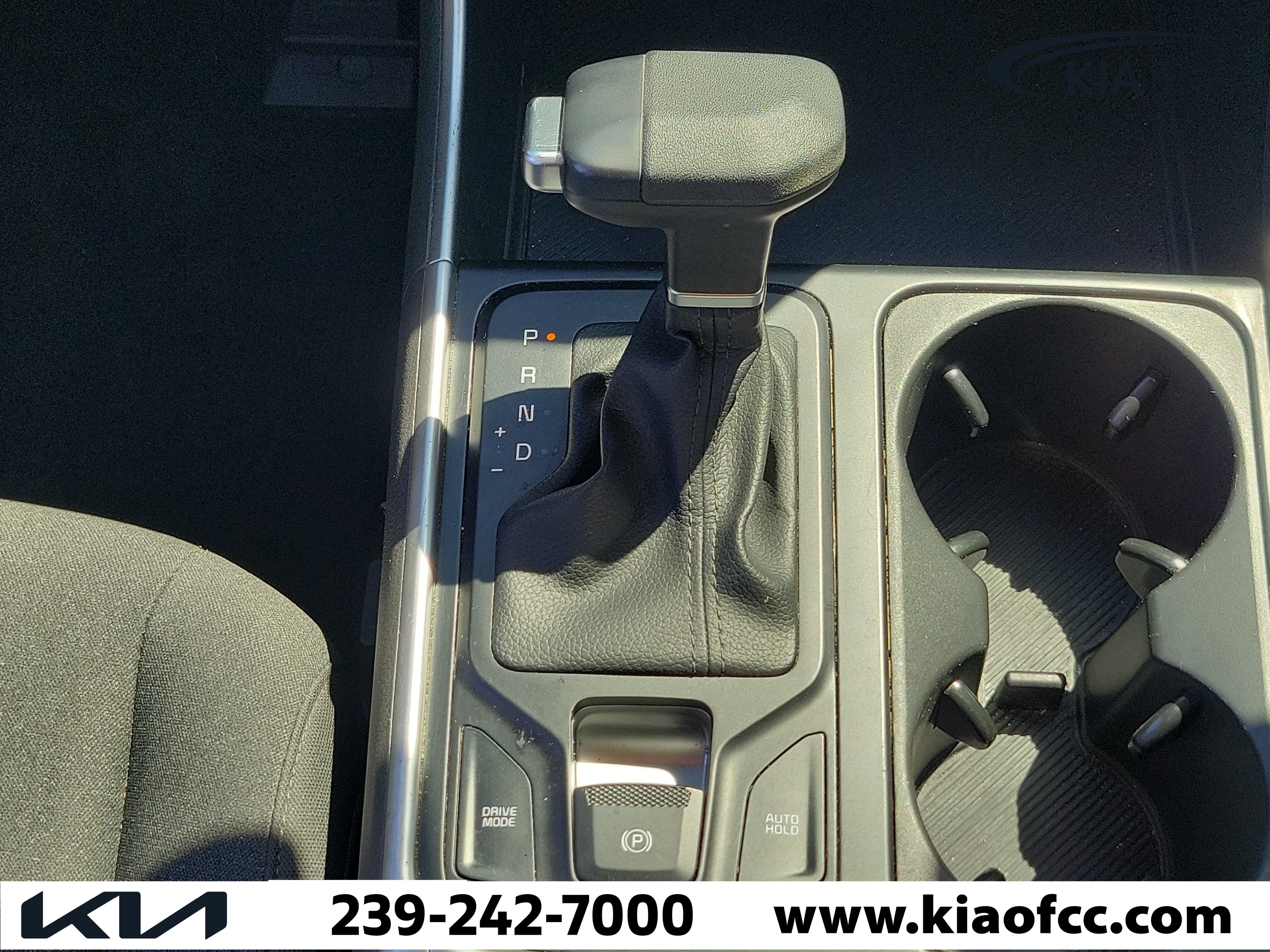 Certified 2025 Kia Carnival LX FWD image 19