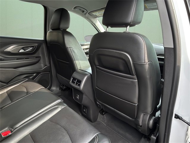 Used 2023 GMC Terrain SLT image 21