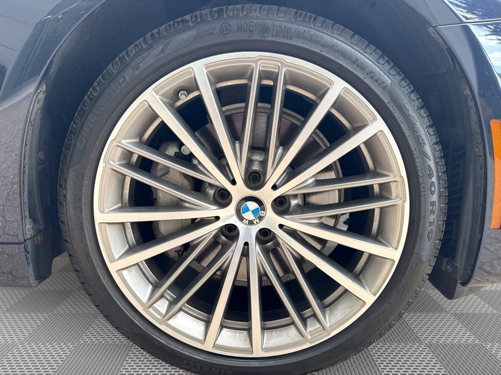 Used 2018 BMW 540i RWD image 31