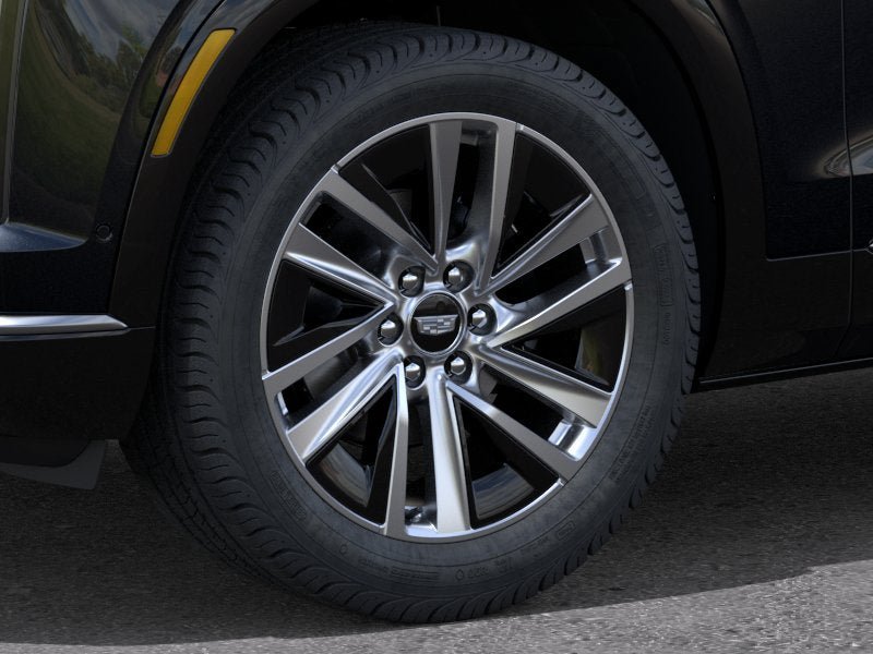 New 2027 Cadillac Vistiq Luxury w/ LPO, Floor Liner Package AWD/4WD image 9
