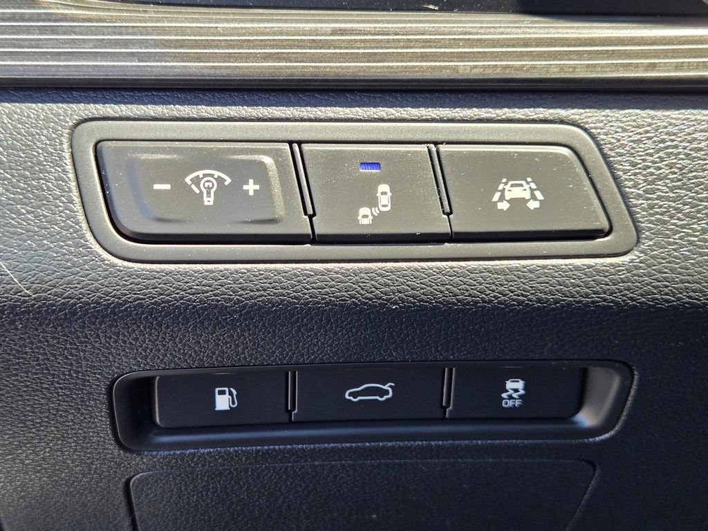 Used 2019 Hyundai Sonata Limited w/ Ultimate Package 04 FWD image 25