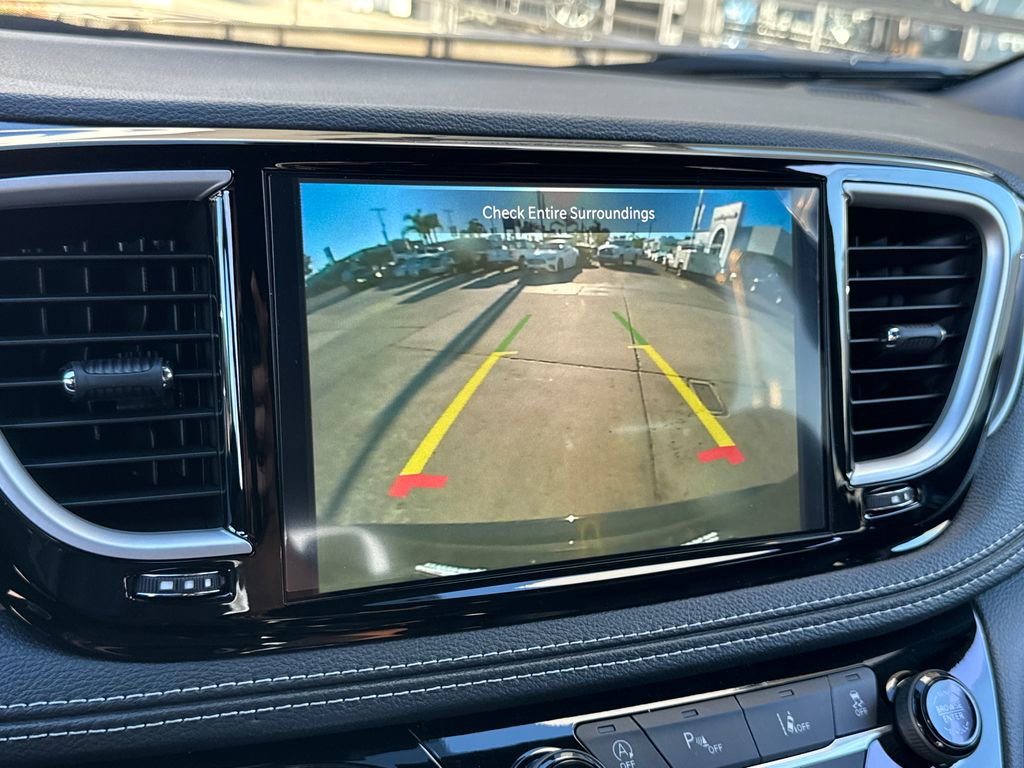 New 2026 Chrysler Pacifica Select FWD image 29