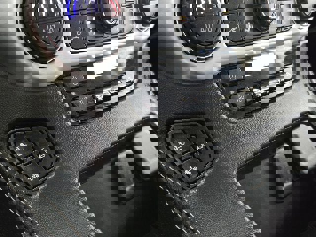 Used 2015 GMC Yukon XL SLT w/ Open Road Package image 27