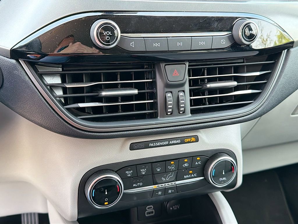 Used 2024 Ford Escape Active image 11