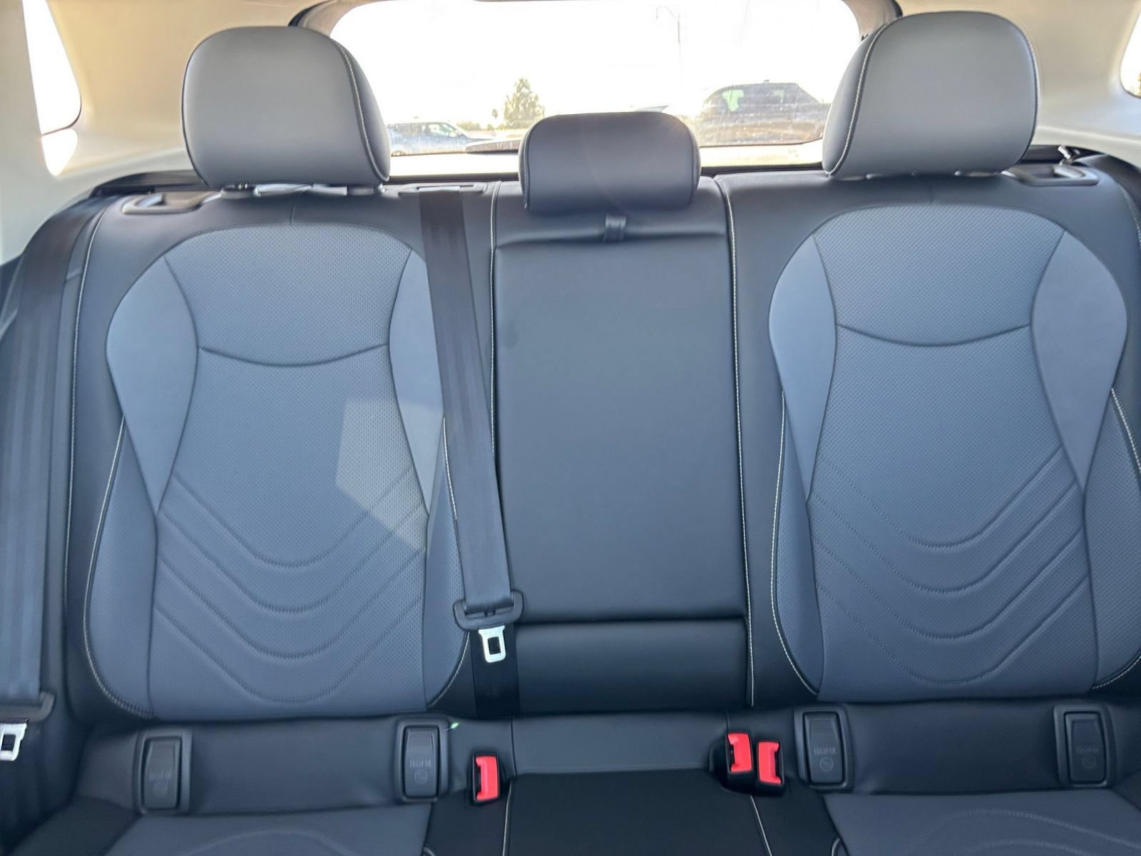 Used 2026 Volkswagen Tiguan SE FWD image 40