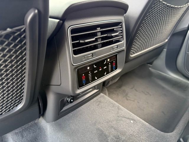 New 2025 Audi Q7 3.0T Prestige image 14