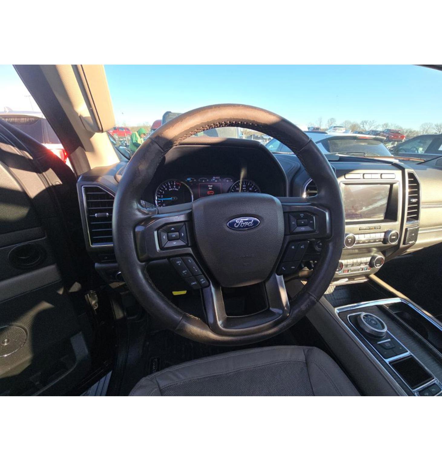 Used 2021 Ford Expedition Limited image 29