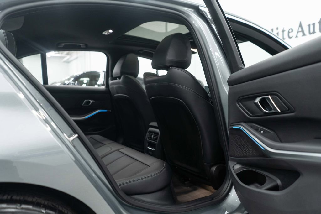 Used 2024 BMW 330e xDrive image 12