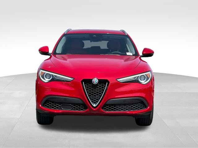 Used 2020 Alfa Romeo Stelvio RWD image 8