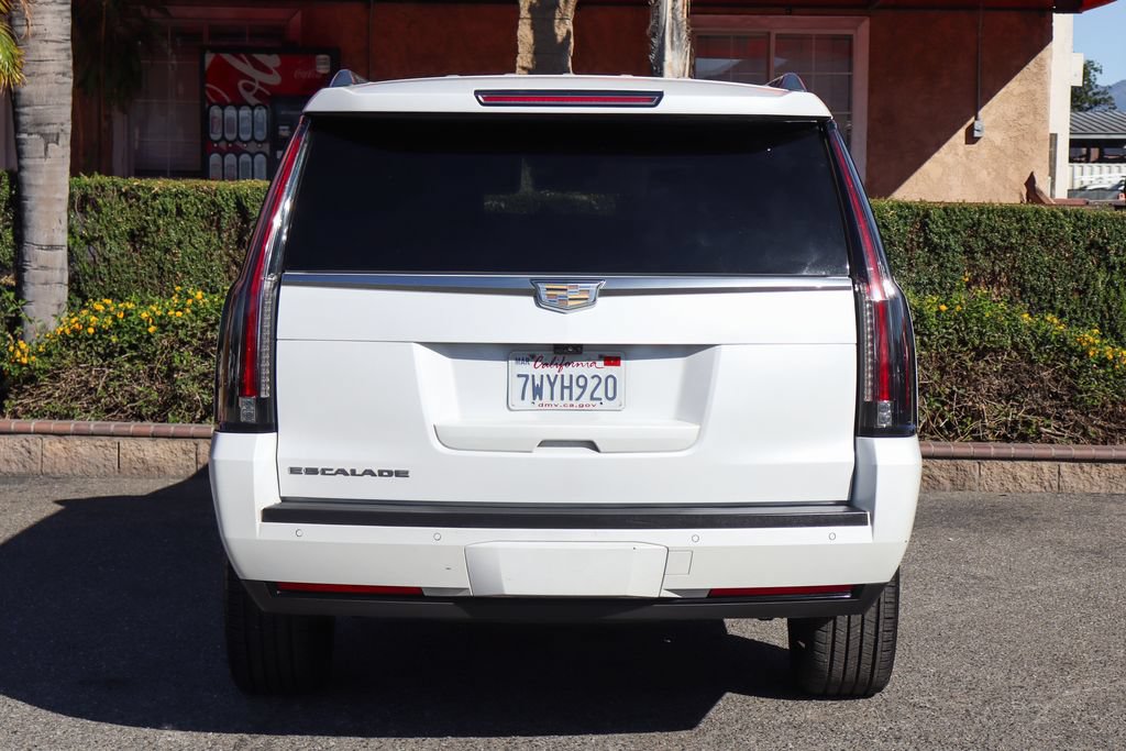 Used 2017 Cadillac Escalade ESV Platinum AWD/4WD image 7