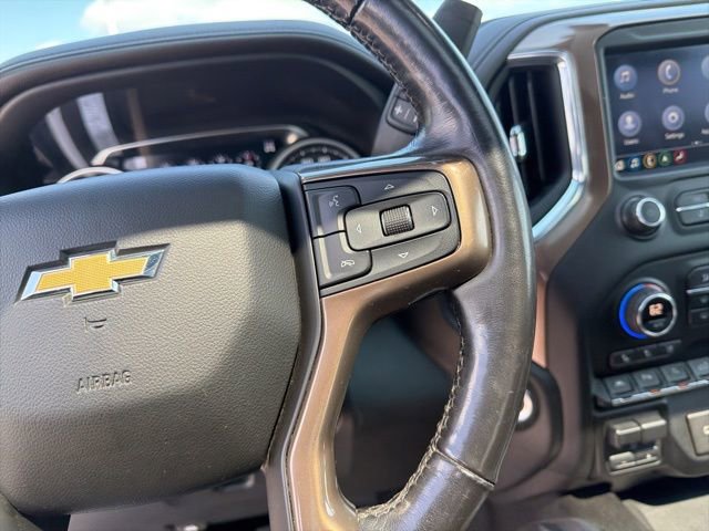 Used 2019 Chevrolet Silverado 1500 High Country w/ Technology Package AWD/4WD image 13