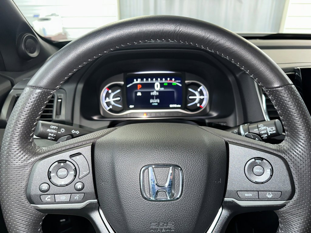 Used 2025 Honda Passport EX-L image 7
