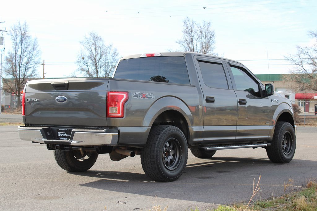 Used 2017 Ford F150 XLT image 6