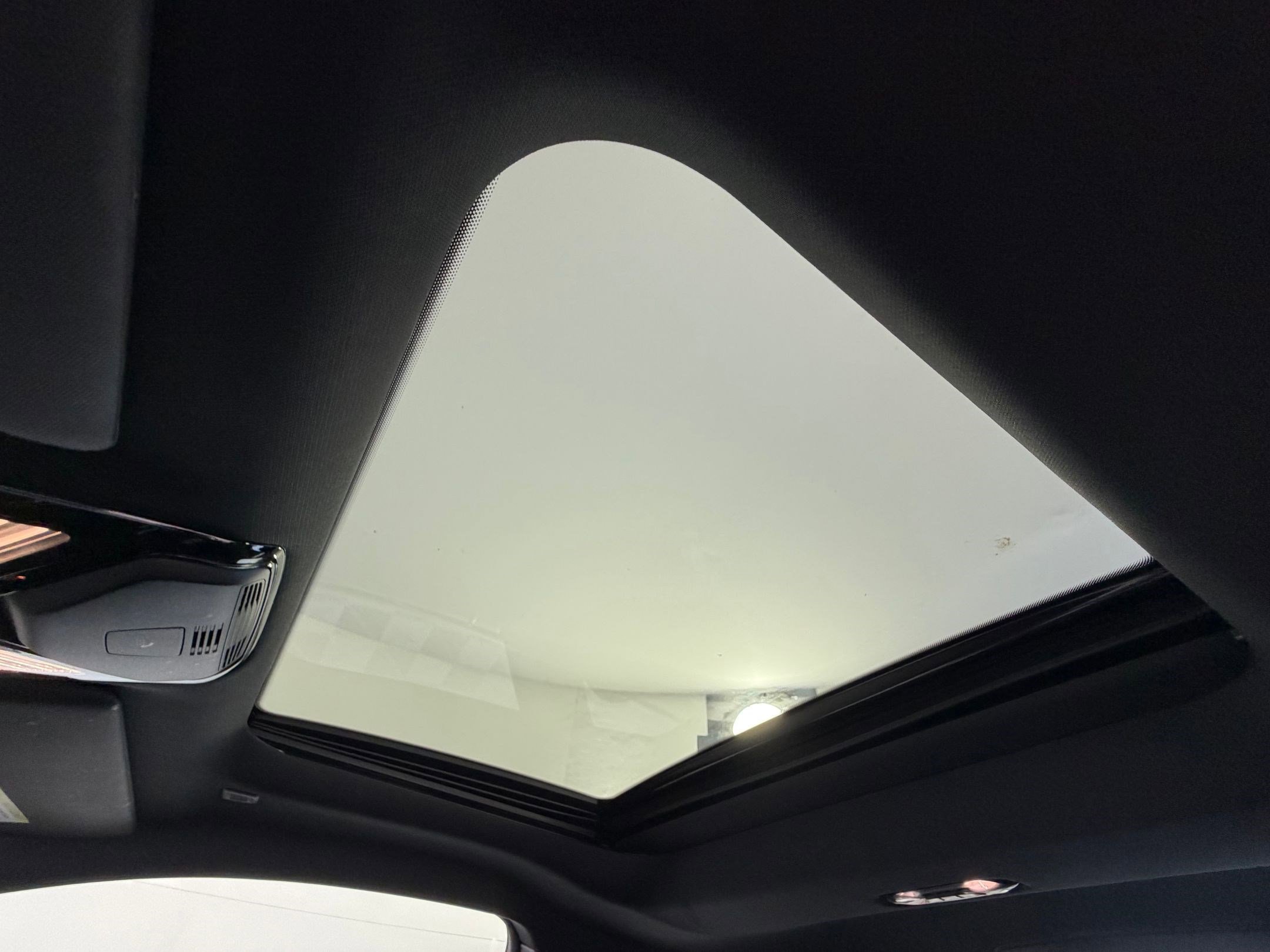 Used 2023 BMW 230i 230i w/ M Sport Package image 14