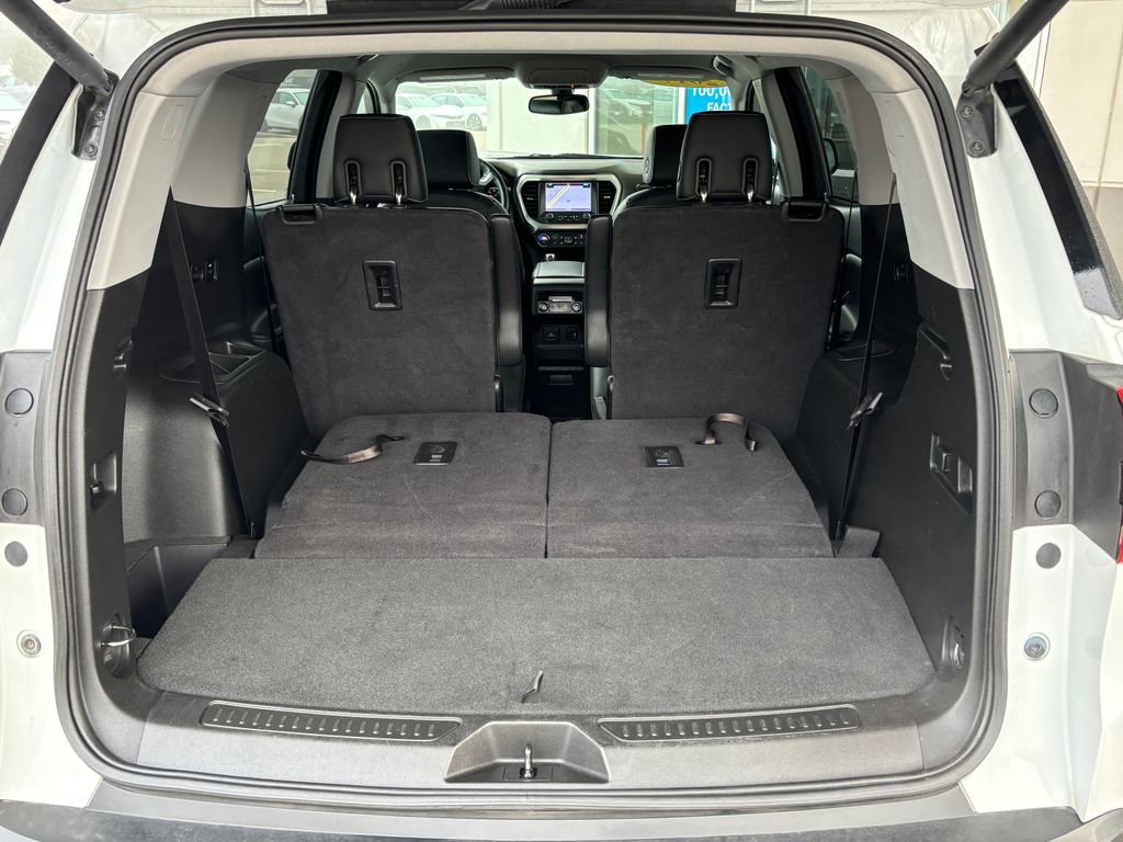 Used 2017 GMC Acadia SLT image 30