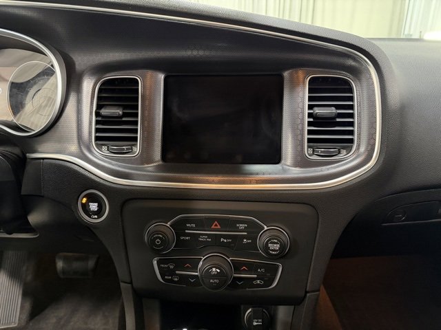 Used 2018 Dodge Charger GT image 13