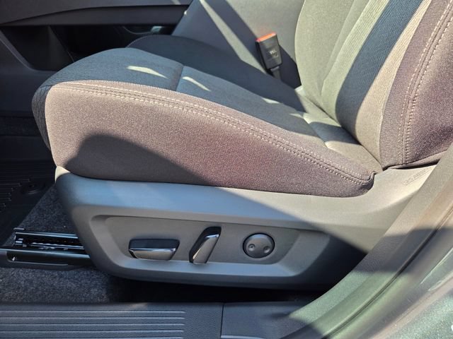 New 2026 Nissan Rogue SV AWD/4WD image 8