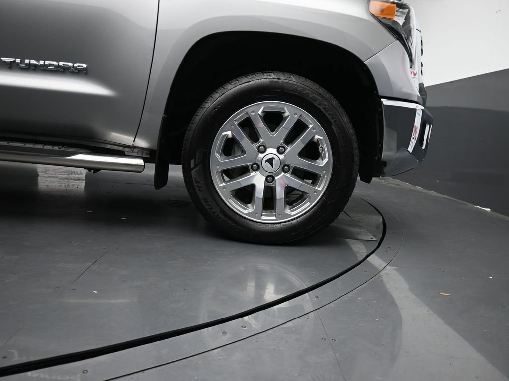 Used 2021 Toyota Tundra SR5 w/ SR5 Upgrade Package AWD/4WD image 11